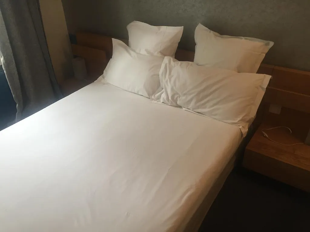 Hotel Du Parc Saint Charles Parijs