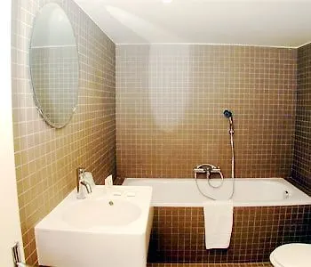 Hotel Du Parc Saint Charles Paris