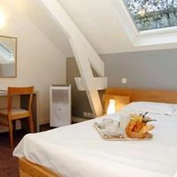 Hotel Du Parc Saint Charles Paris 2*,  France