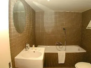 Hotel Du Parc Saint Charles Paris 2*,  France